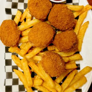 6 piece Chicken nuggets with fries and dipping sauce: